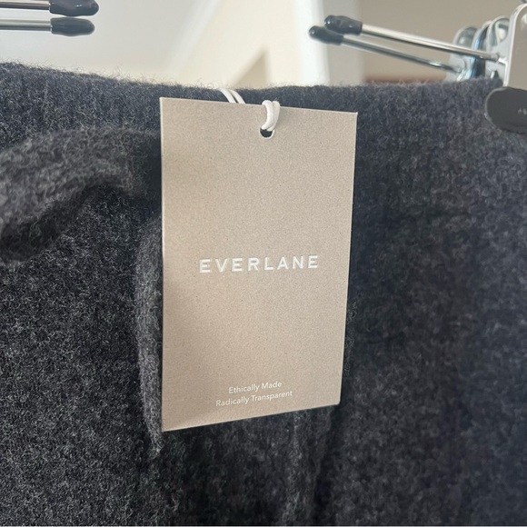 NWT! EVERLANE 🖤 The Cozy-Stretch Straight-Leg Sweatpant — Medium - Picture 6 of 6